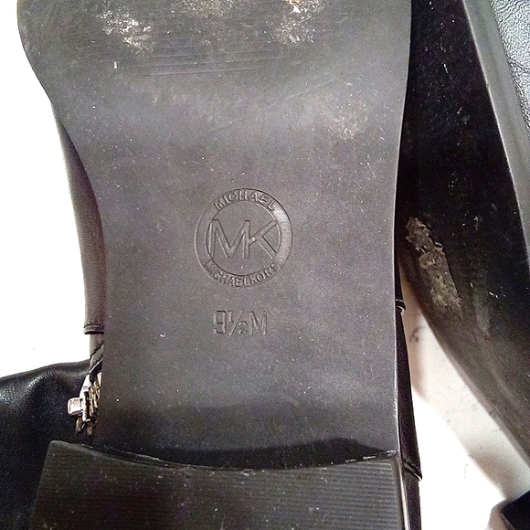 Michael Kors🌟HP🌟 Leather&Textile PW15E SZ 9.5 - Picture 9 of 10